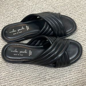 Mika Paoli Black Slides